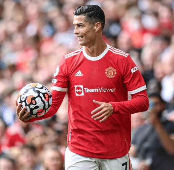 记者：张琳芃大概率还要再坚守一年，发挥老队员传帮带（记者：张琳芃或将再战一年，继续发挥老将传帮带作用）