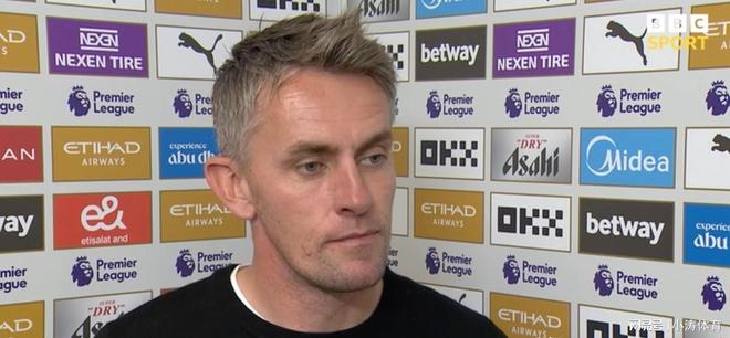 年年欧冠失误染红，这集我看过…巴萨客场不敌切尔西！（欧冠再现失误与红牌，熟悉剧情重演：巴萨客场不敌切尔西）