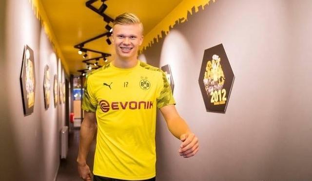 凑兄弟羁绊？德天空：美因茨有意签下佐野海舟的弟弟佐野航大（德天空：美因茨有意引进佐野航大，或与佐野海舟上演兄弟同队）