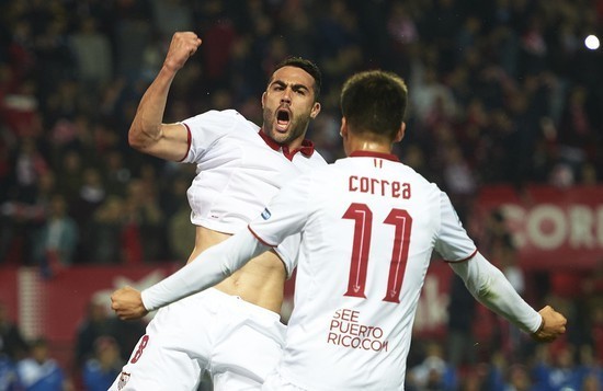 湖人官方：里夫斯遭遇左小腿轻微拉伤，将于1周后复查（湖人官宣：里夫斯左小腿轻微拉伤，预计一周后复查）