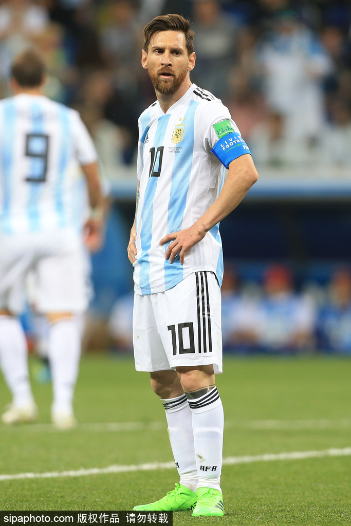 梅西还是C罗？马特乌斯：我选梅西，过去15年他对足球更重要（马特乌斯力挺梅西：近15年对足球影响力更胜C罗）