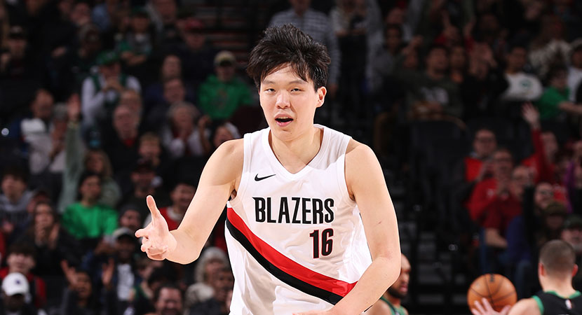 ESPN：曼联通过转会市场获得大笔资金，无需卖人就能签新中锋（ESPN：曼联获充足转会预算，不卖人也能引进新中锋）