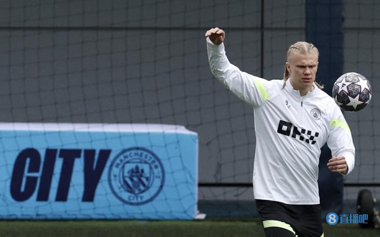 球队防守端硬度提升，连场零封对手（防线愈发稳固，已实现连场零封）